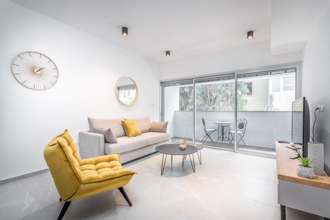 Апартаменти Stunning 1 Bdr With Balcony On Sheinkin St Тель-Авів Екстер'єр фото